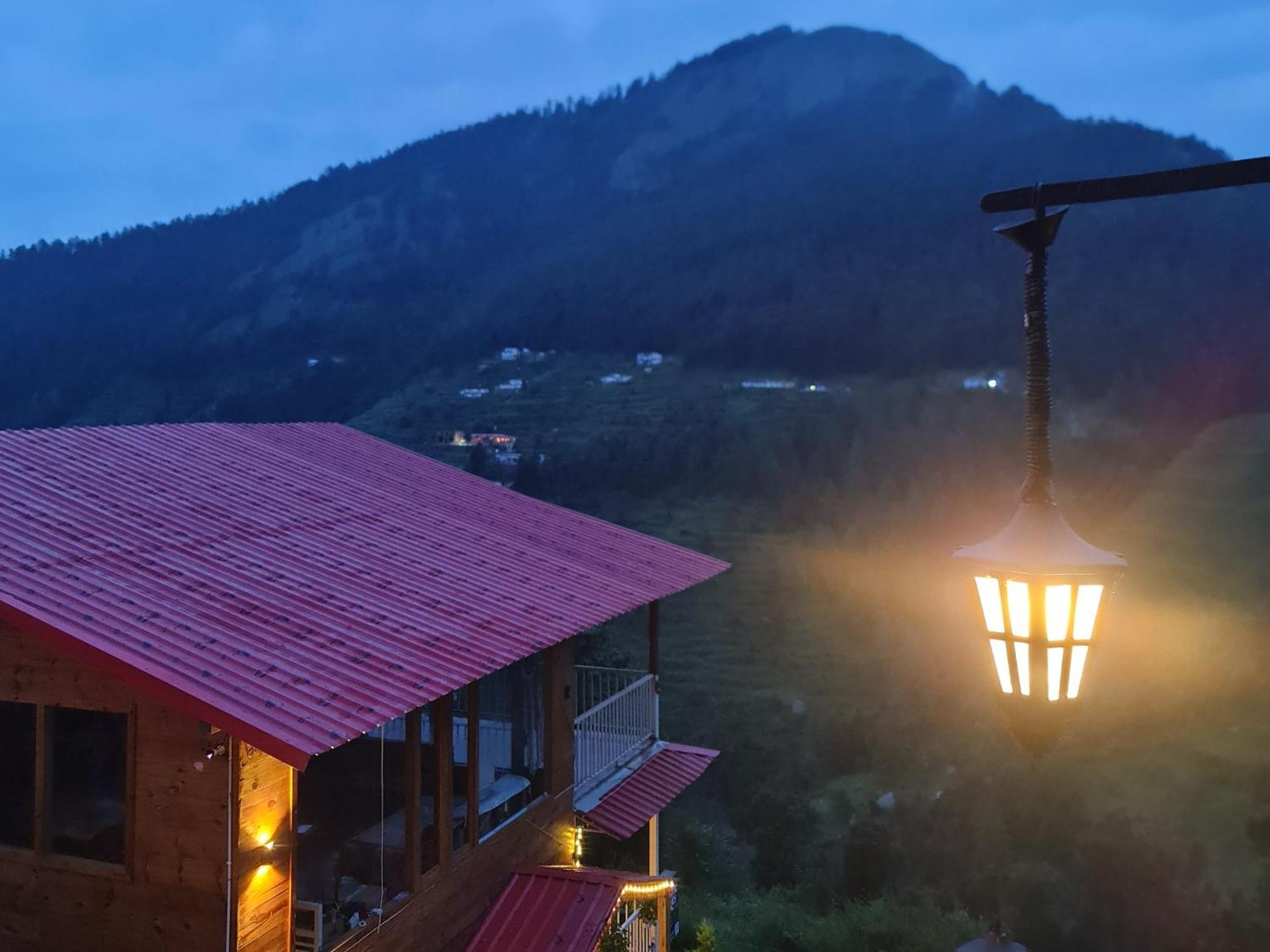 The Mystic Pines Hotel Nainital Eksteriør billede